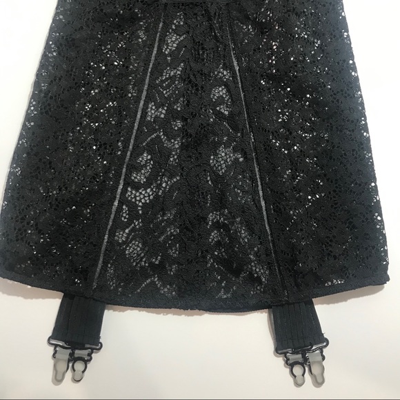 Victoria’s Secret Lace Plunge Slip Garter Set - Picture 15 of 17